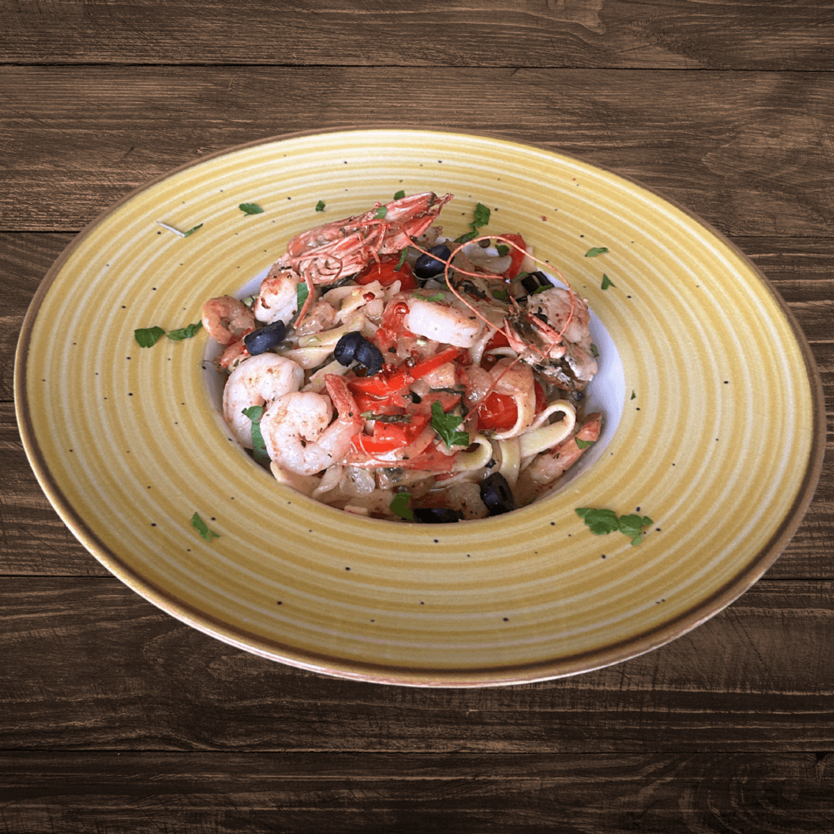 Tagliatelle cu Creveți Alla Mediterranea